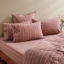 Zinnia Yarn-Dyed Washed Cotton Standard Pillowcases (Set of 2)